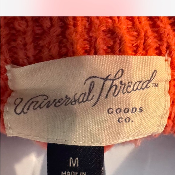 Universal Thread Cropped Sweater Vest - Picture 4 of 4